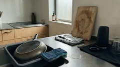 きれい好きほど陥る“洗いすぎ”：フライパンも包丁も手肌も守る、落とし方の新常識